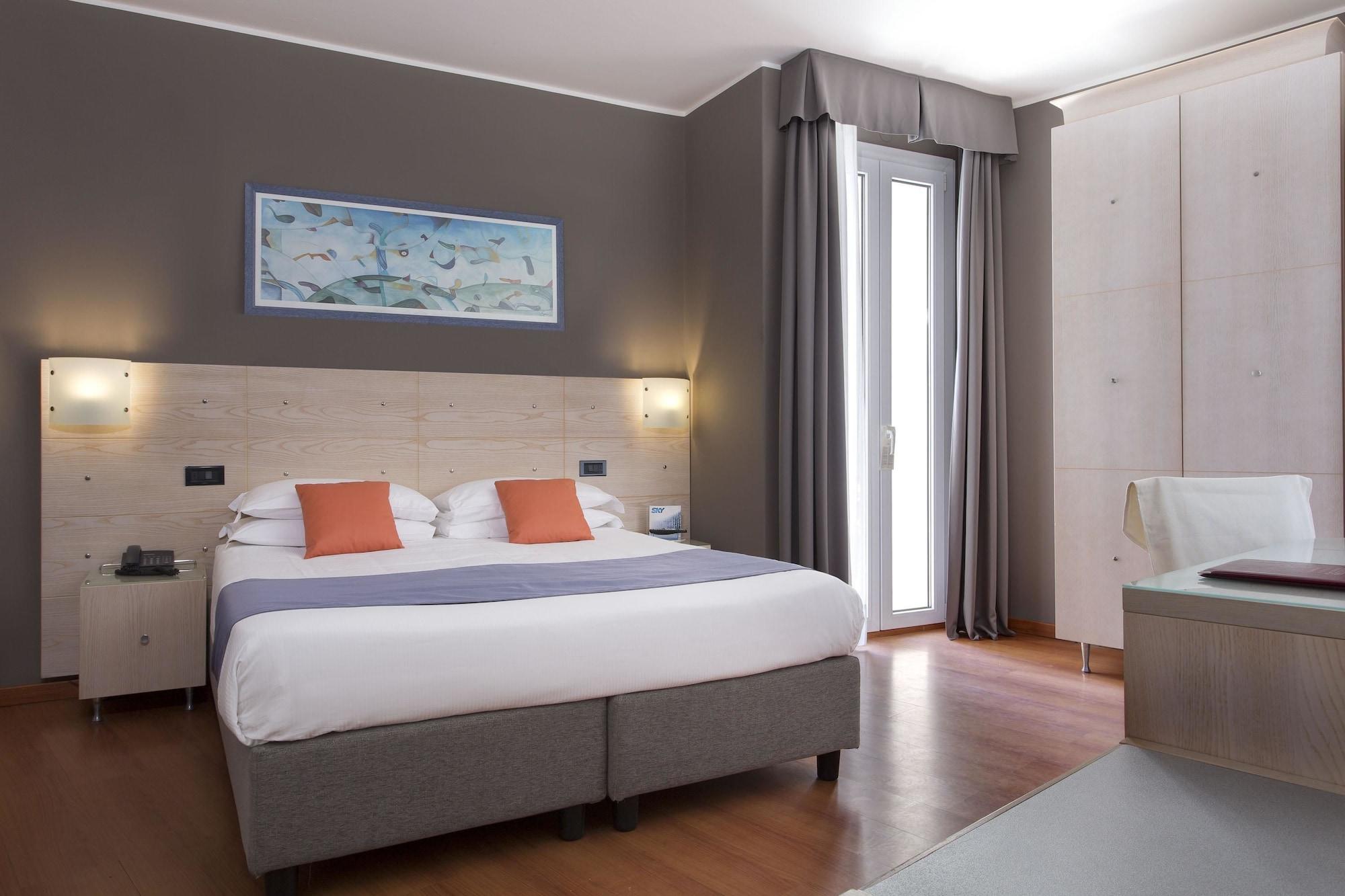 Victoria Frontemare Beach & Spa Hotel Jesolo Exterior foto