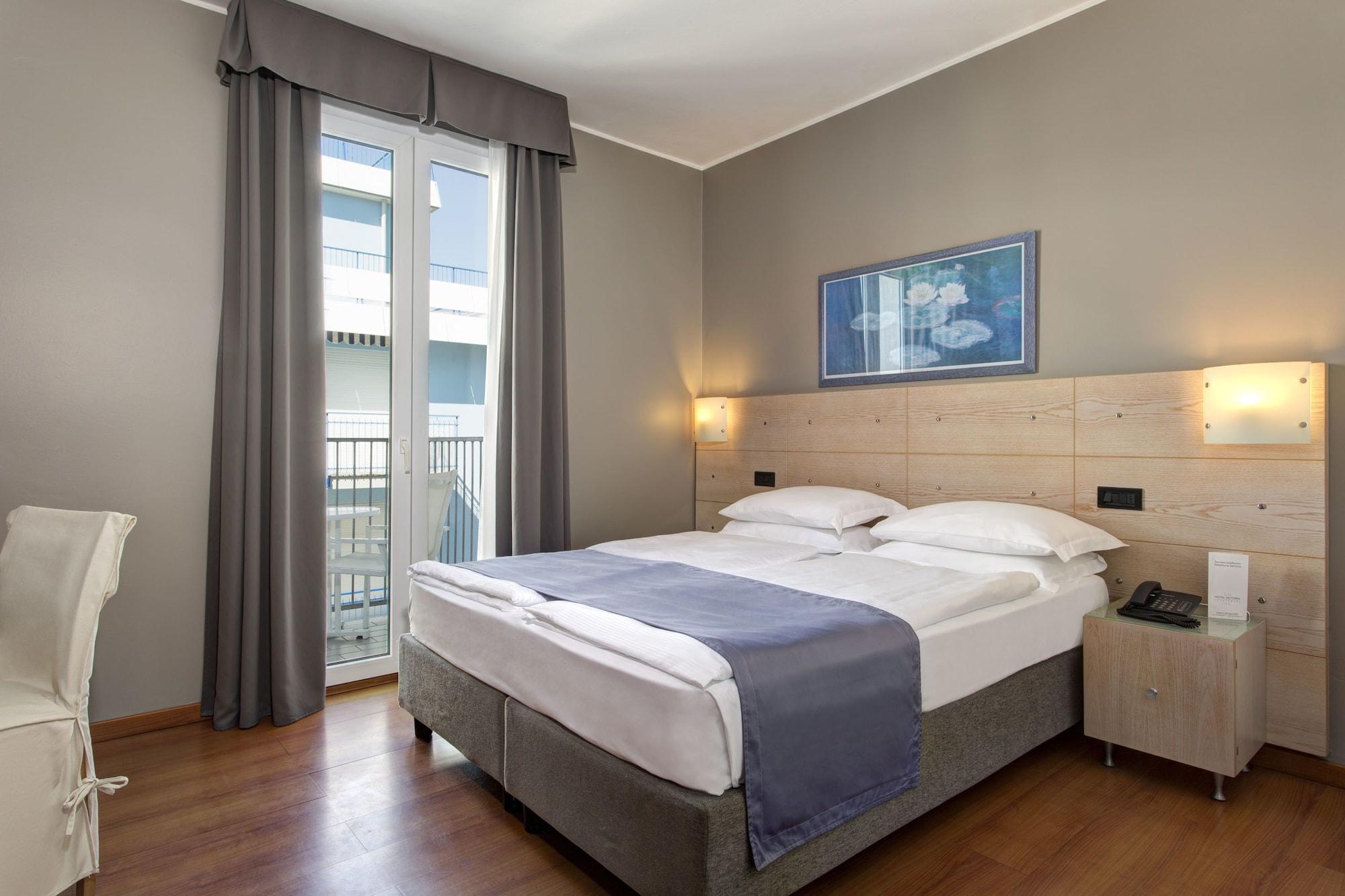 Victoria Frontemare Beach & Spa Hotel Jesolo Exterior foto