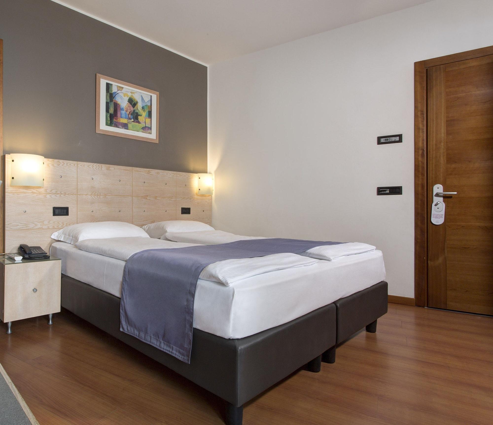 Victoria Frontemare Beach & Spa Hotel Jesolo Exterior foto